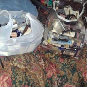 Bulk make up lot